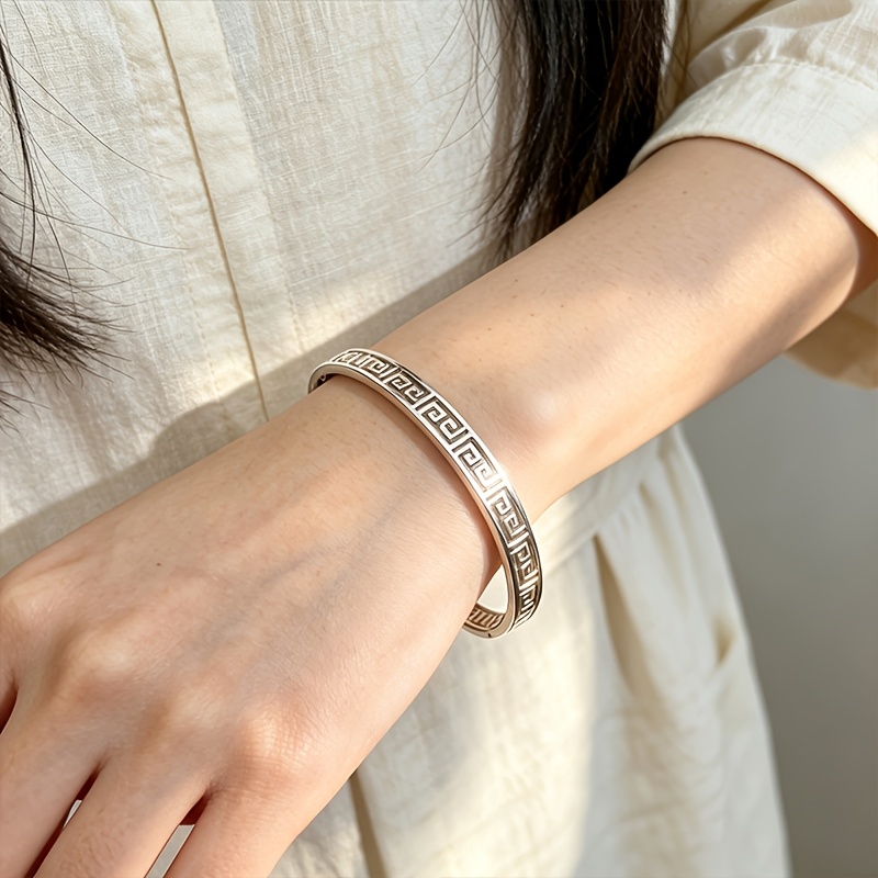 Light Luxury Stainless Steel Multi-Style Bracelet Set for Women